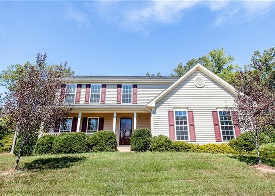 1st image of 409 Justin Dr