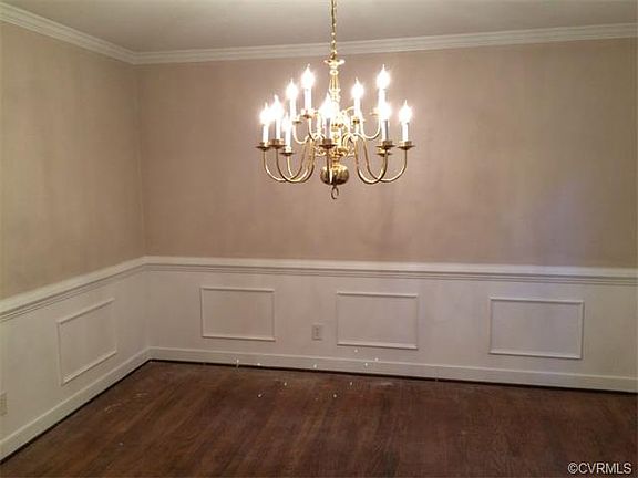 3rd image of 11907 Mountain Laurel Dr