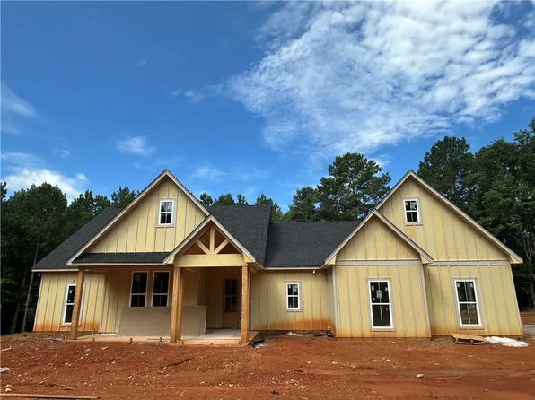 172 Lee Road 278, Salem, AL 36874