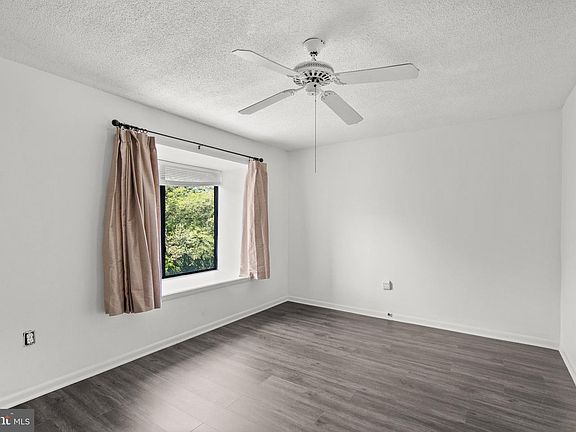5th image of 228 Canal Park Dr Unit G-208