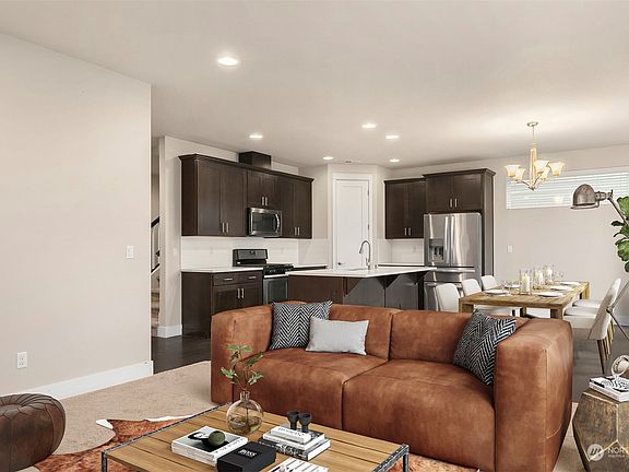4th image of 8248 59th Avenue NE