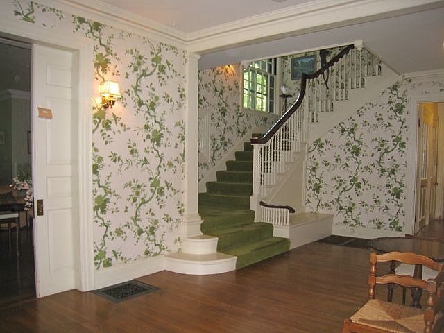 2nd image of 40 Appleton St