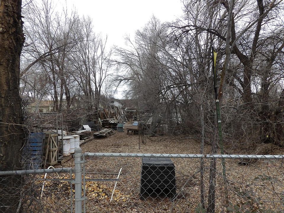 1st image of 115 E Butler Ave