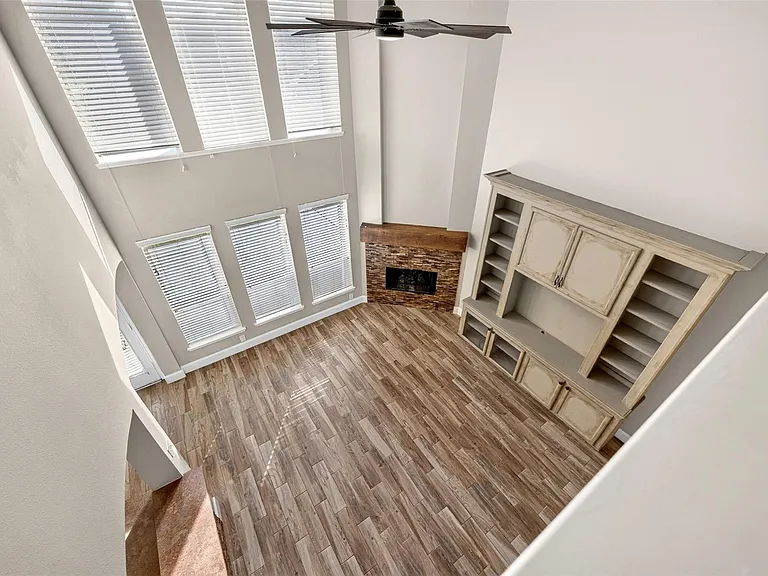7603 Kenmark Ct — Photo 29
