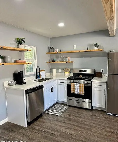 1808 E Yale St #4 — Photo 7