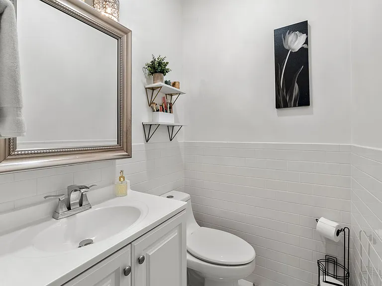 119 Dorchester St #7 — Photo 14