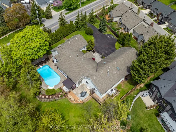 166 Lakeshore Rd, Saint Catharines, ON L2N 2V1