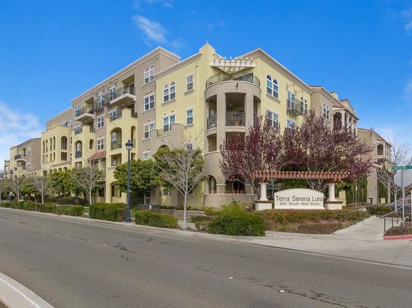 600 S Abel St UNIT 218