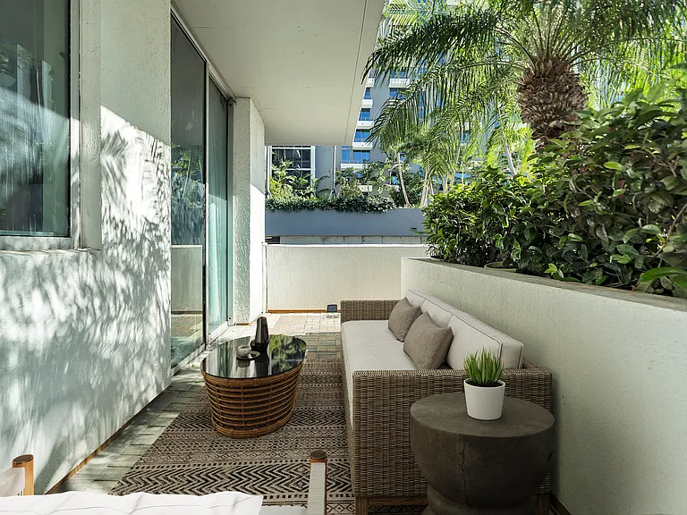 300 S Australian Ave #618 — Photo 32