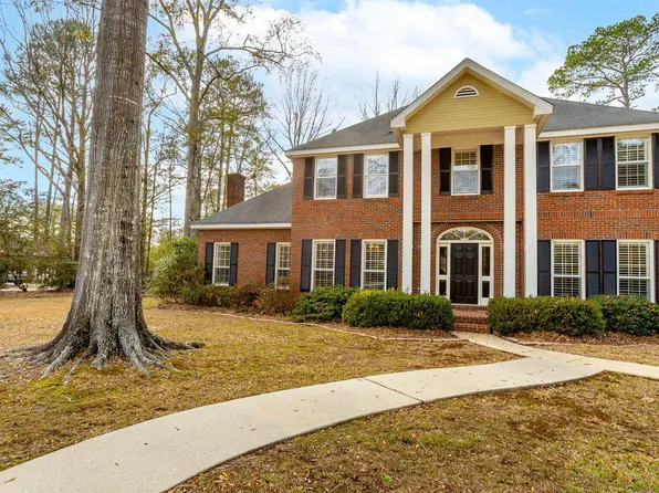 35 Twin Oaks Trce, Hattiesburg, MS 39402