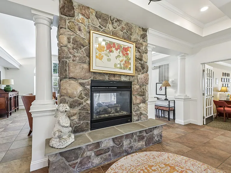 The Residences at Seven Gables — Photo 23