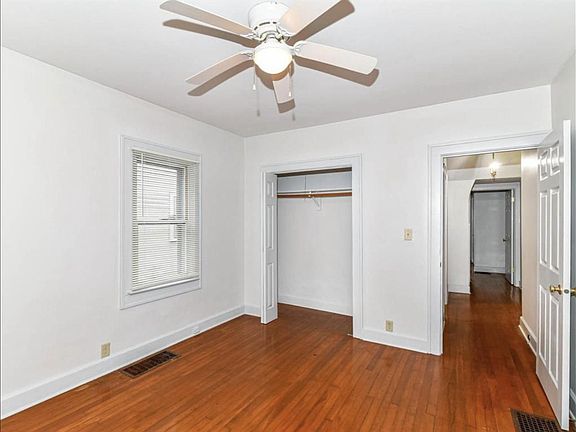 5th image of 3635 Salem St #3635