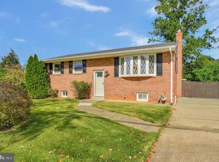 6704 Crafton Ln, Clinton, MD 20735