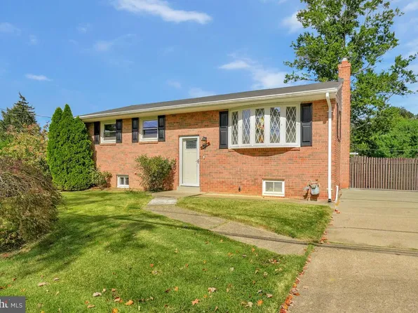 6704 Crafton Ln, Clinton, MD 20735