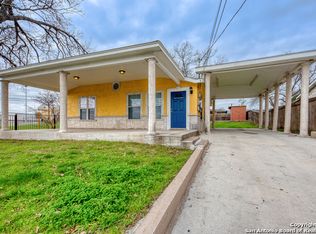 103 Holy Cross Dr, San Antonio, TX 78228