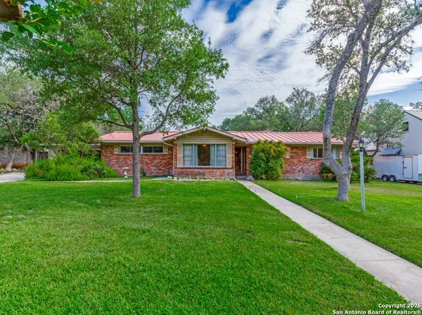 355 Donella, Hollywood Park, TX 78232