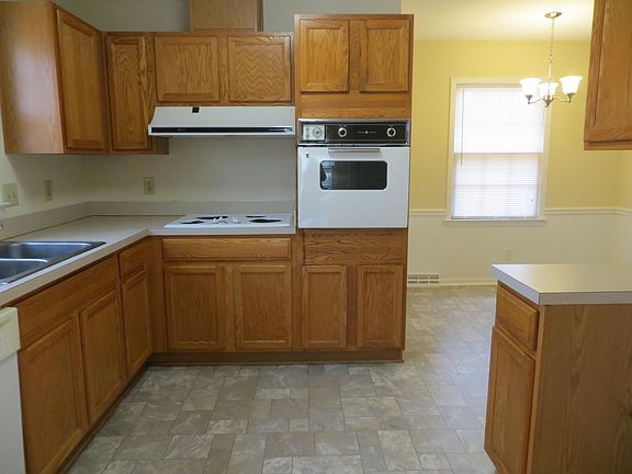 5th image of 12 Covent Garden Ct