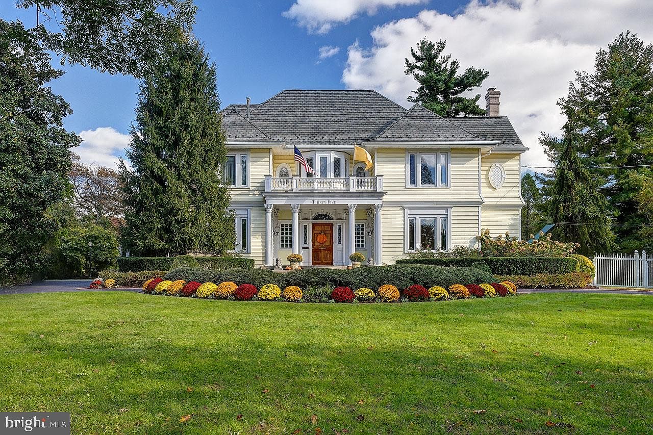 35 Chews Landing Rd, Haddonfield, NJ 08033 | Zillow