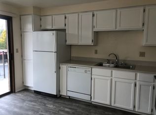 307 14th St, Lynden, WA 98264