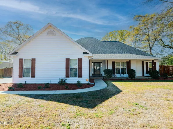 100 Crystal Ridge Cir, Byron, GA 31008