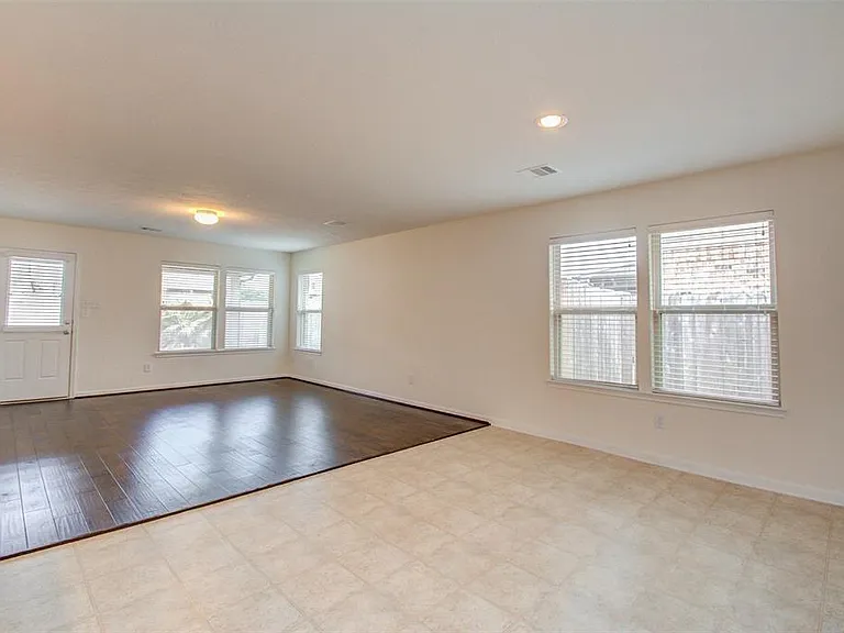 22618 Auburn Valley Ln — Photo 7