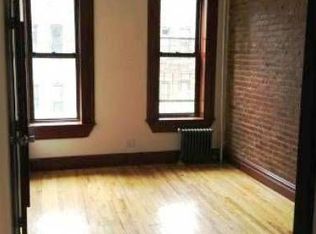 327 E 94th St, New York, NY 10128