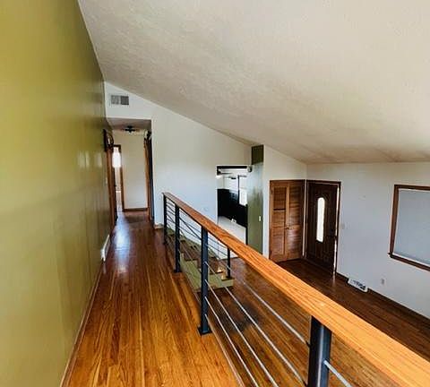 3rd image of 8726 Wilbur St