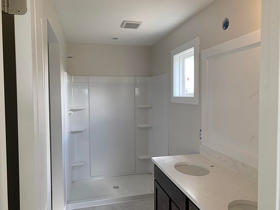 5th image of 10535 Winnie Ln