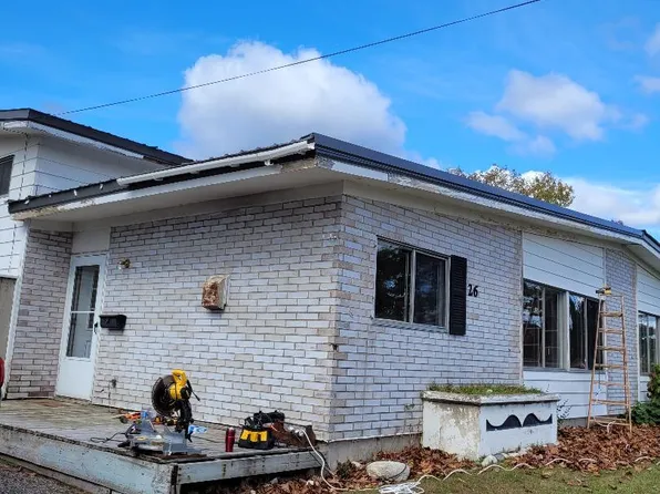 26 Parkside Dr, Kincheloe, MI 49788