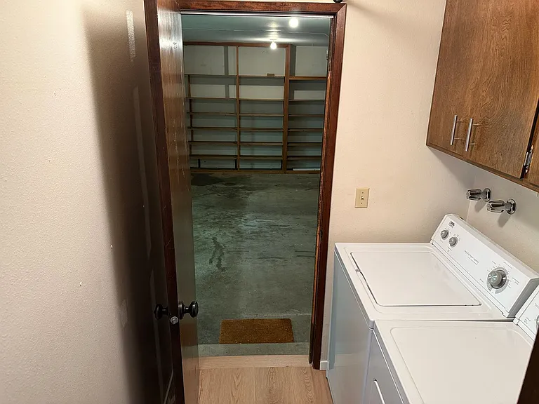 2090 Tabor St — Photo 10