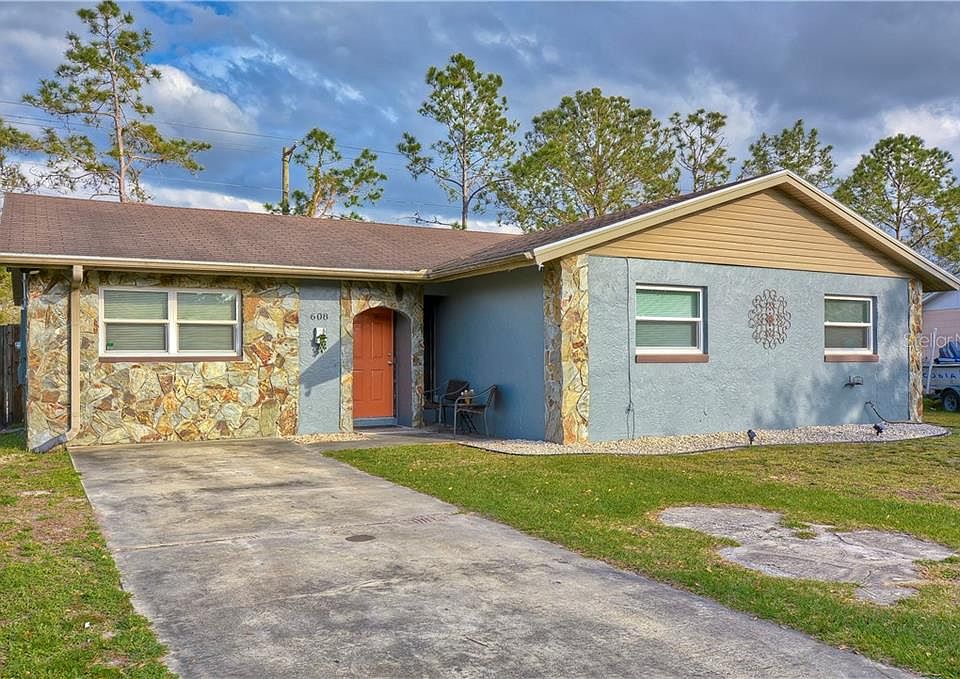 1st image of 608 Bethune Dr