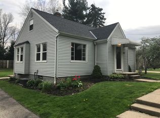 44 Hazel Dr, Northfield, OH 44067