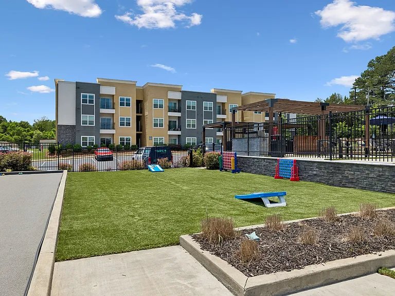Zen Garden Apartments — Photo 42