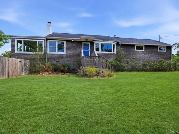 57 Moon Avenue, Flanders, NY 11901