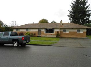 1036 Garfield St, Enumclaw, WA 98022