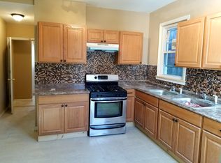 112 Bidwell Ave #2, Jersey City, NJ 07305