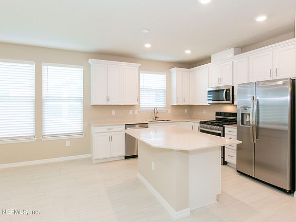 2nd image of 163 Broadhaven Dr