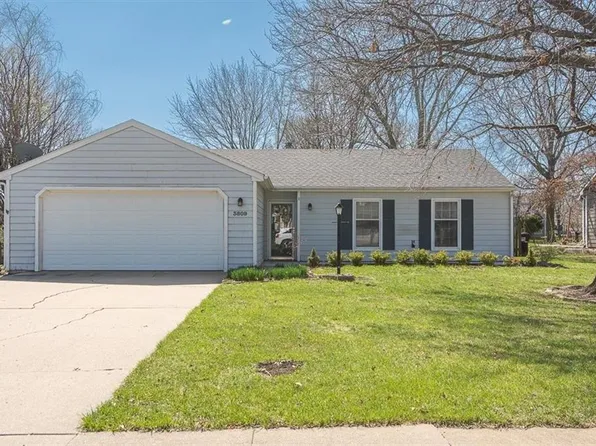 3809 Stockade Ct, Lawrence, KS 66049