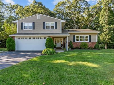 16 Cortland Ln, Smithfield, RI, 02828