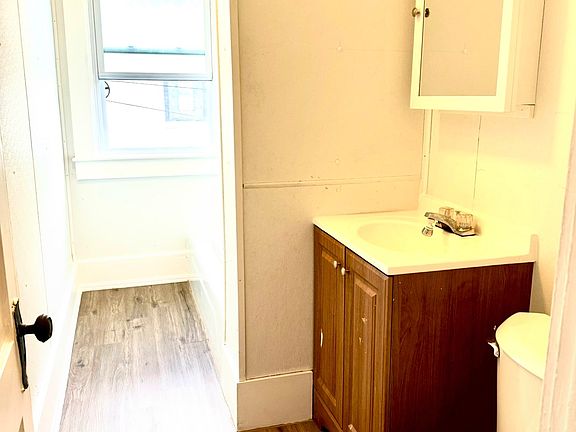 5th image of 21-23 Glennon St #2