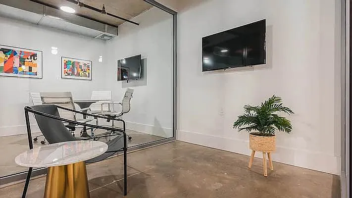 Rented by Home by Choice LLC | media 52