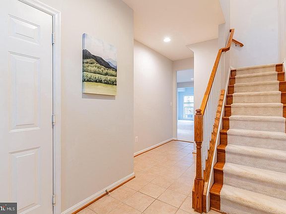 4th image of 21927 Windy Oaks Sq