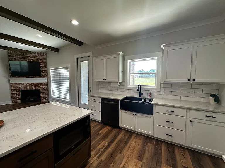 2236 County Road 712 — Photo 4