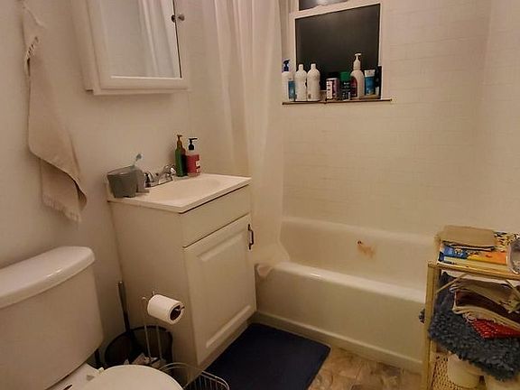 4th image of 1615 Commonwealth Ave #16-V