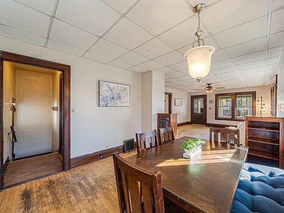 5th image of 1637 Ontario St