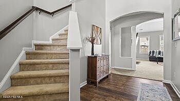 4th image of 203 Holmes Point Ct