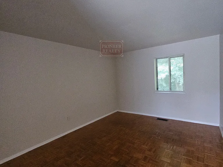 3101 Danzler Cir — Photo 13