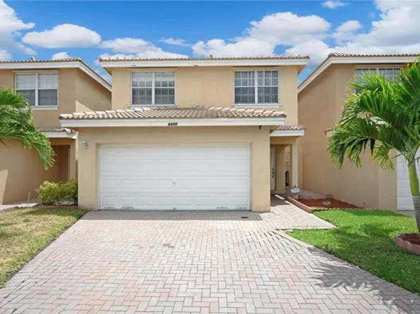 6690 NW 38th Drive, Lauderhill, FL 33319