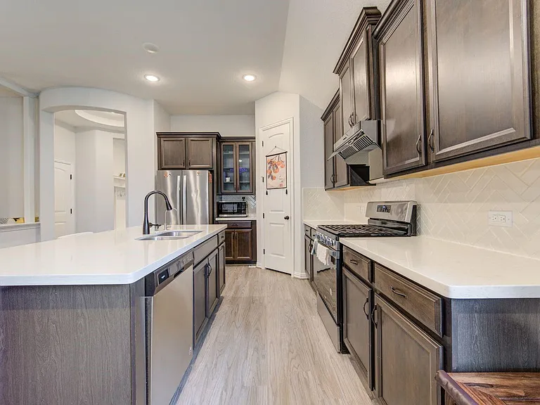 3507 Sunburst Ct — Photo 28