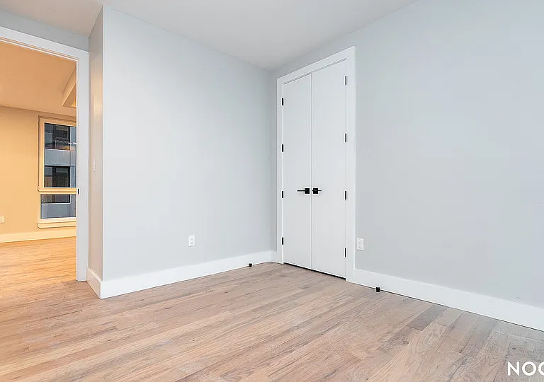 31-61 Vernon Blvd #3Z — Photo 13